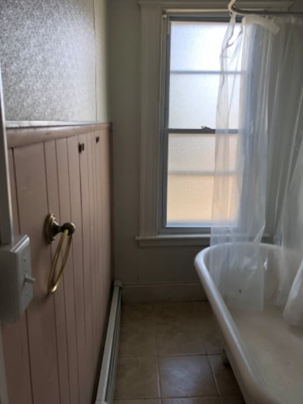 Photo - 182 Jersey St Unidad 2nd