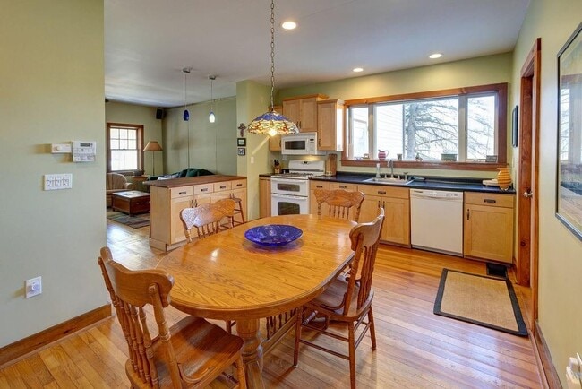 Photo - 272 Arbor Hill Rd