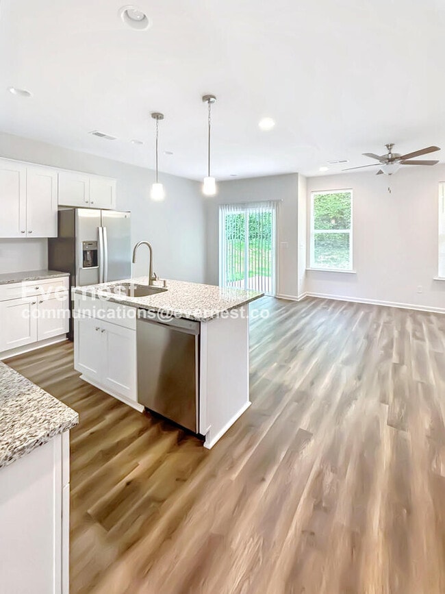 Photo - 1221 Marble St