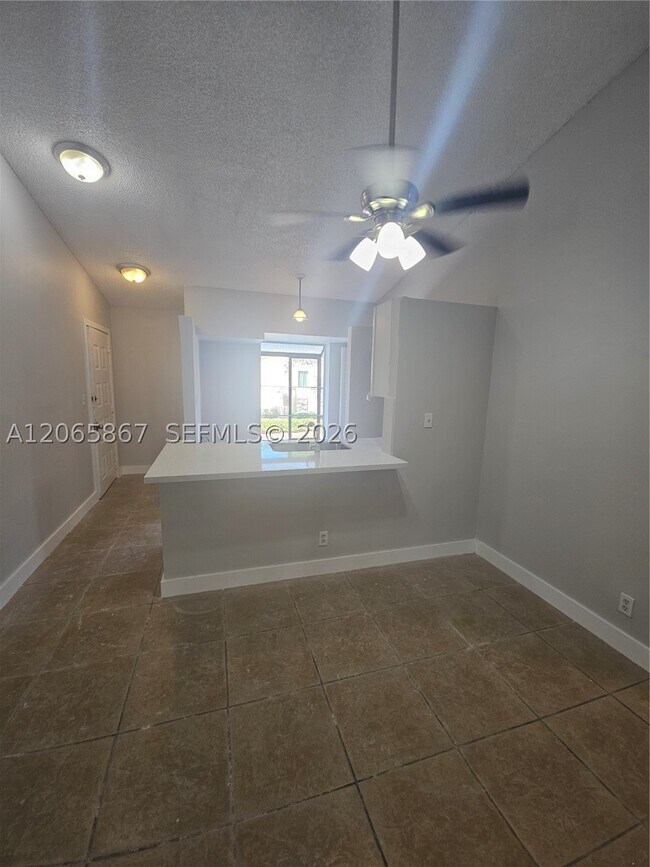 Photo - 3500 Gateway Dr Unit 205