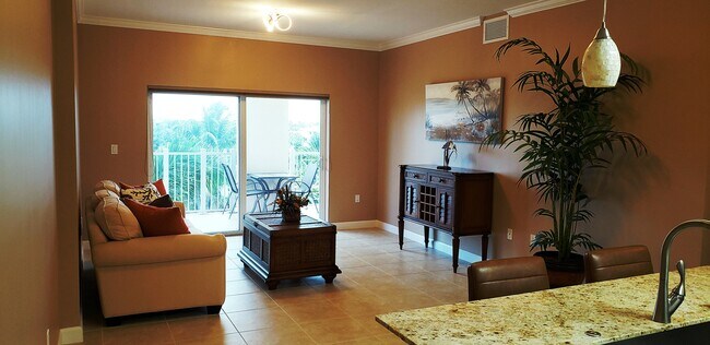 Living Room - 1931 NE 2nd St Unit 403