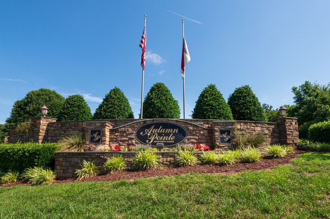 Photo - Autumn Pointe