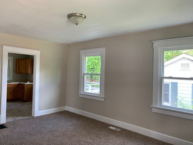 Photo - One Level House With Back Deck off Campbell Avenue