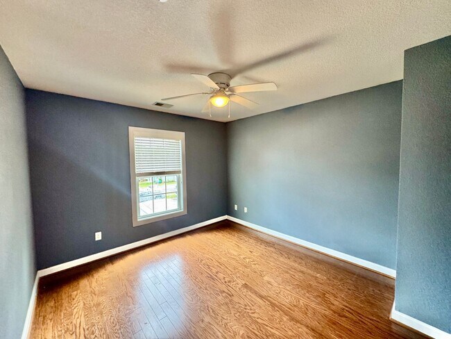 Photo - 3-Bedroom Townhouse in Virginia Beach
