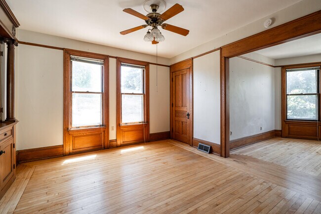 Photo - 1506 N Jackson St