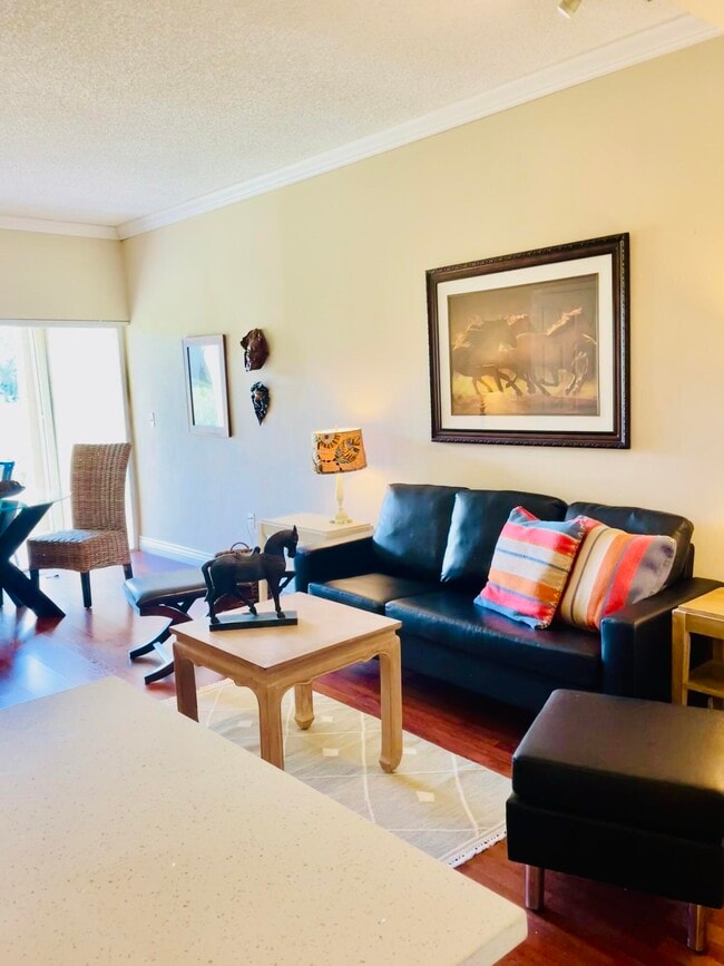 Photo - 2060 Greenview Shores Blvd Unit 303