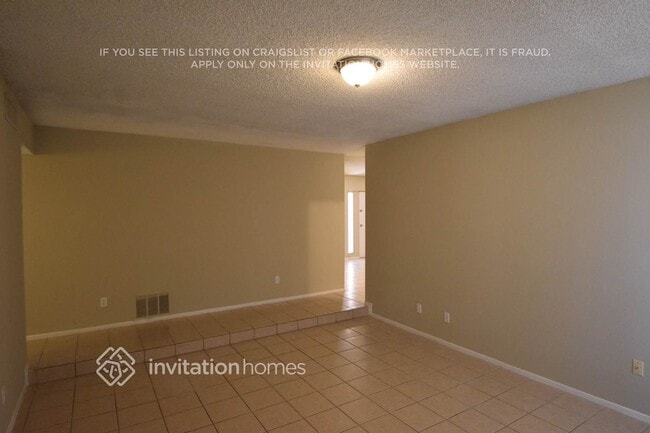 Photo - 3017 N 86th Ave