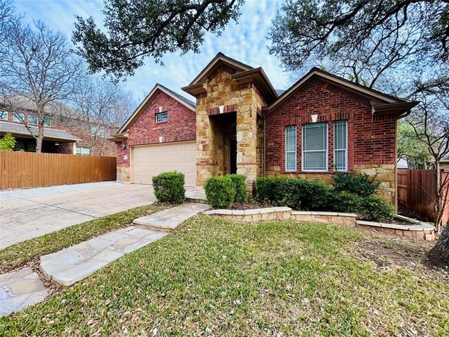 Photo - 240 Fort Mabry Loop