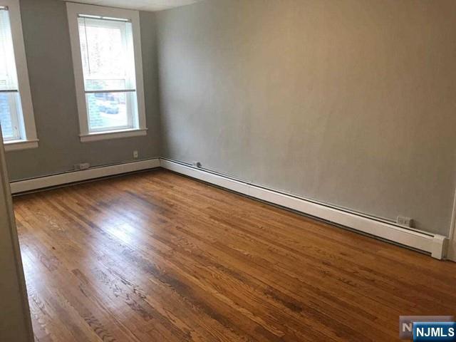 Building Photo - 203 Davis Ave Unit 3 Rental