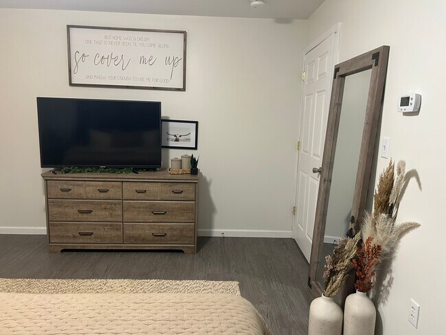 Photo - Leck Kill Apartments Unidad A