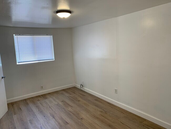 Photo - 936 Santa Fe Ave