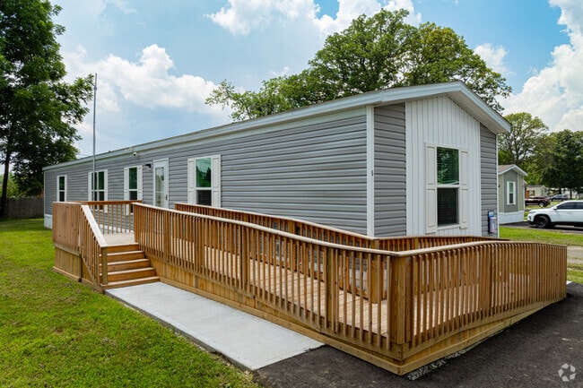 Crestwood MHC - Crestwood MHC