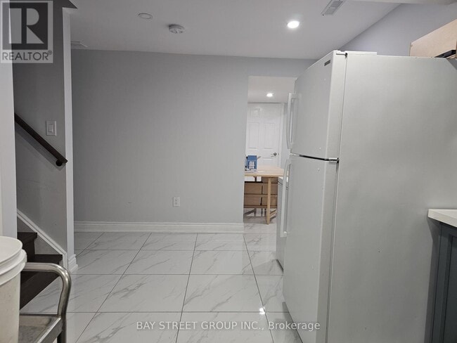 Photo - 3177 Colonial Dr
