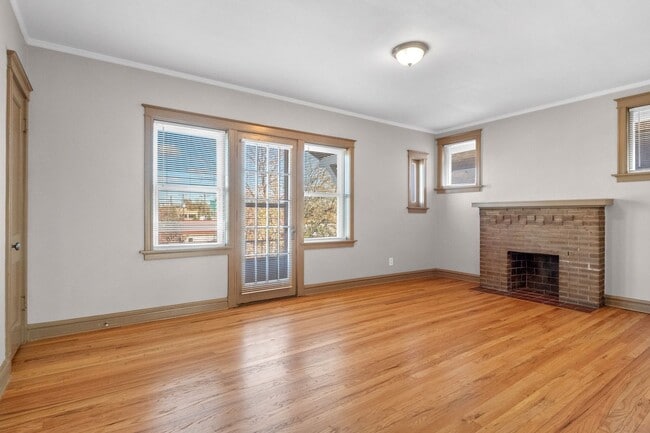 Photo - 4918 Tholozan Ave Unit 4918A - 420