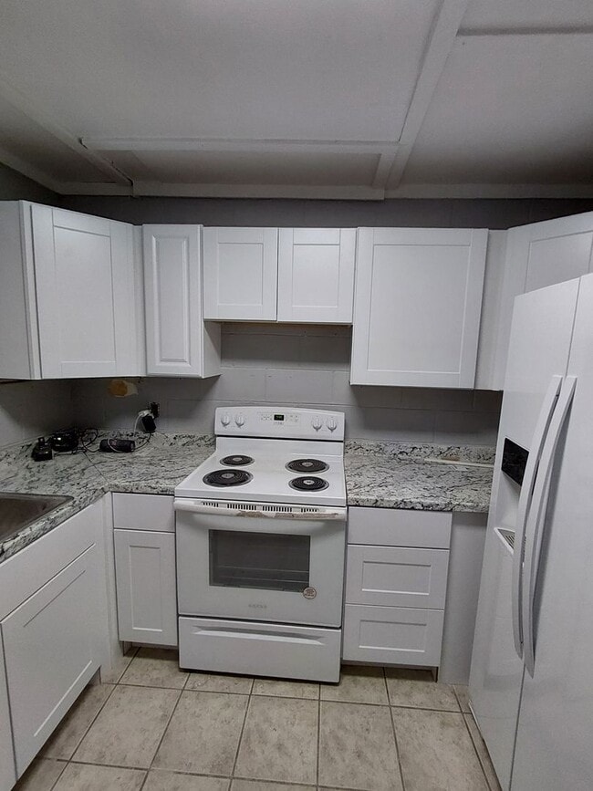 Photo - Stinson Unit B