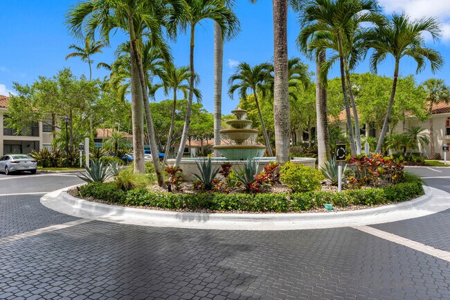 Photo - Mizner Court