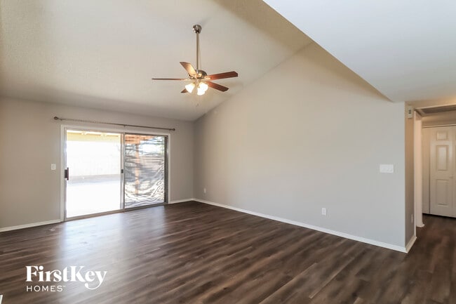Photo - 8603 W Diana Ave