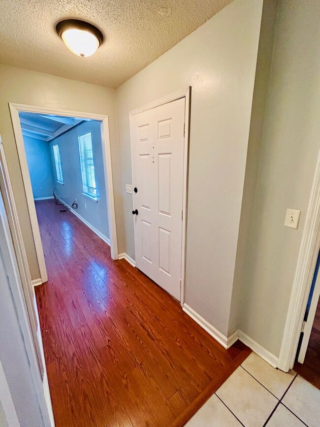Photo - 1020 Bacon Rd