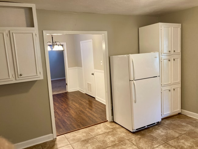 Photo - 54 Monroe Ave