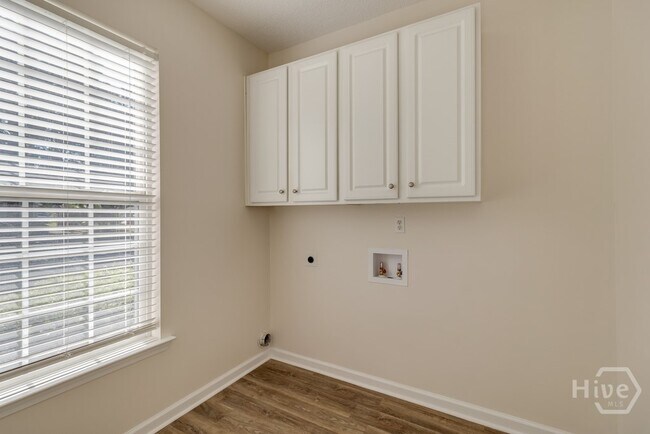 Photo - 35 Putters Pl