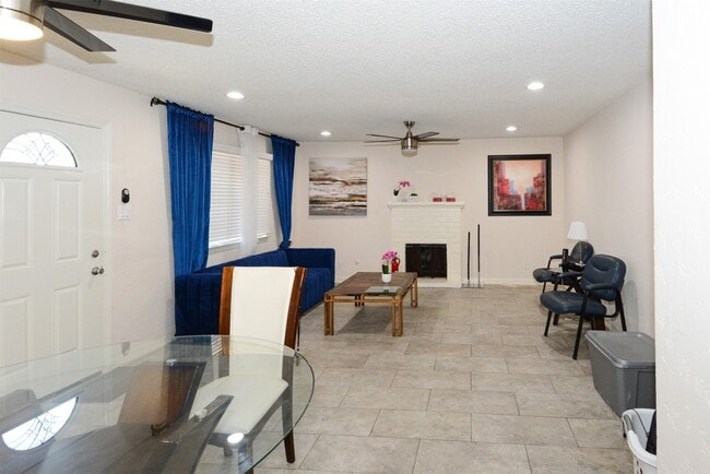 Photo - 5632 Birchmont Dr Unit 23