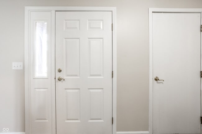 Photo - 6130 Bethesda Way