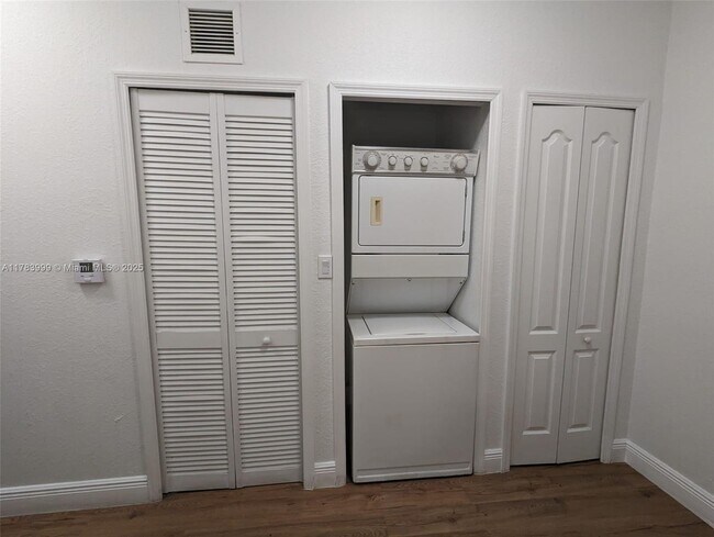 Photo - 2551 SE 16th Terrace Condo Unit 102