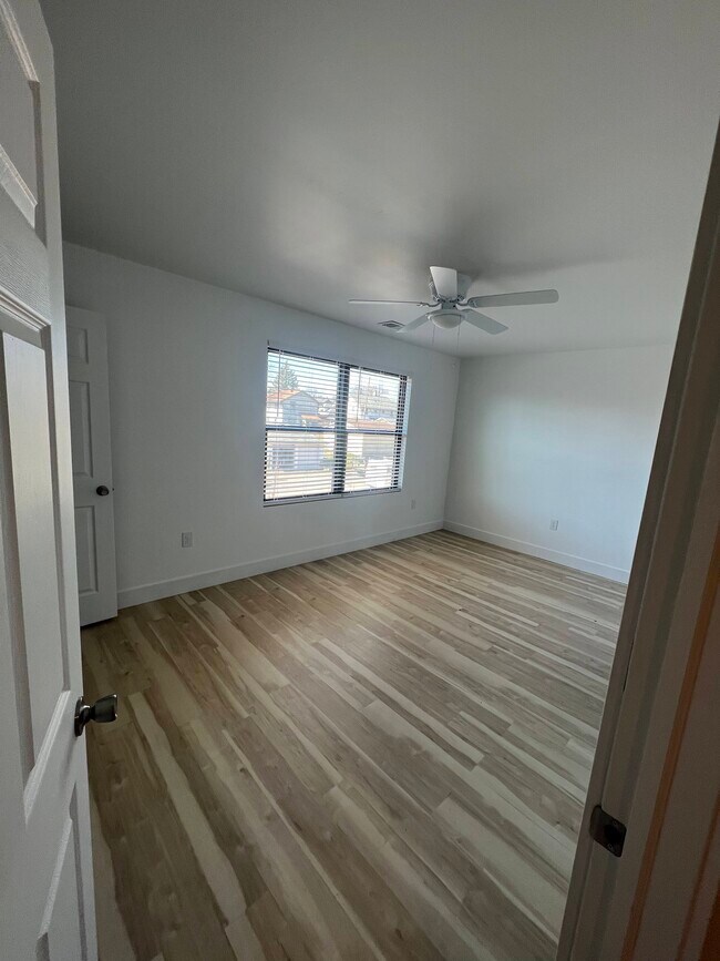 Photo - 1124 Winton Pl