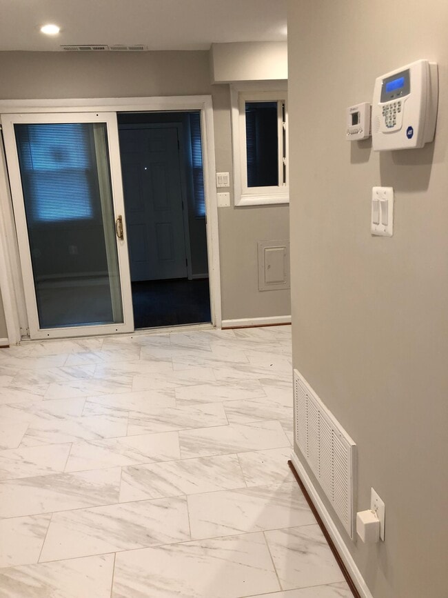 Photo - 1204 Westview Terrace