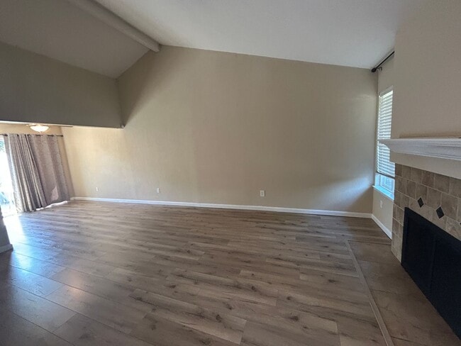 Photo - 1177 Norwegian Ave