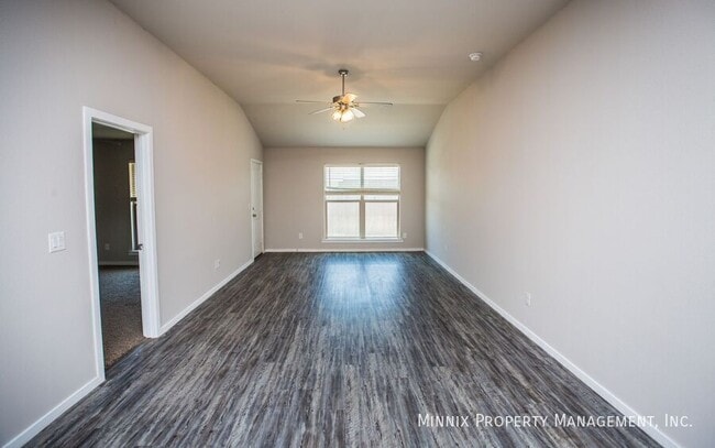 Photo - 1639 133rd St