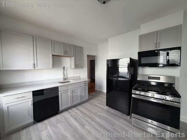 Photo - 61 Webster Ave