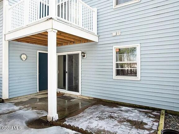 Photo - 161 Cedarview Ln