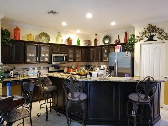 Photo - 124 Canterbury Plz