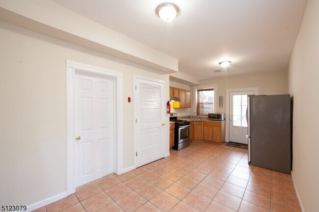 Photo - 409 Washington Ave