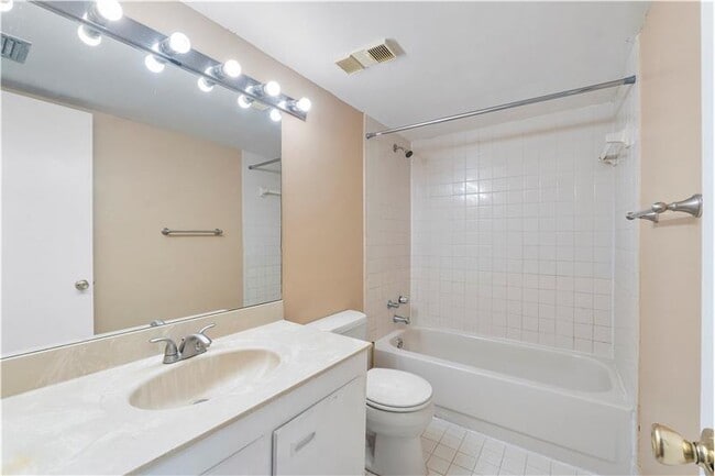 Photo - 2157 NW 37th Ave