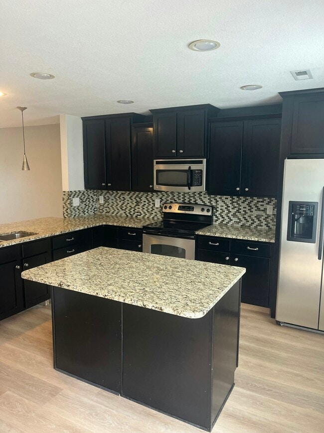 10418 Forester Pl