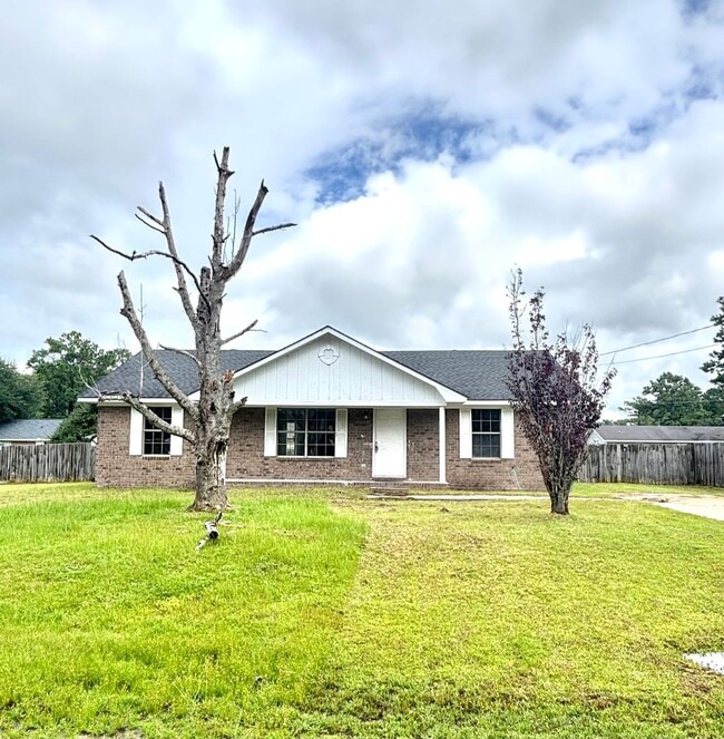 Building Photo - FOR RENT Rental
