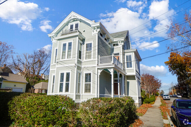 Building Photo - 2701 Cleinview Ave Unit 3 Rental