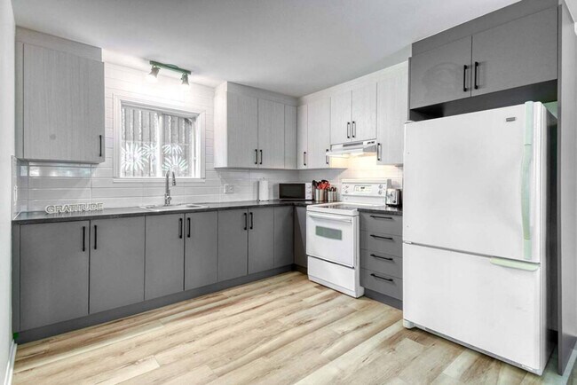 Photo - 1698 Rue Principale Unit ID1061551P