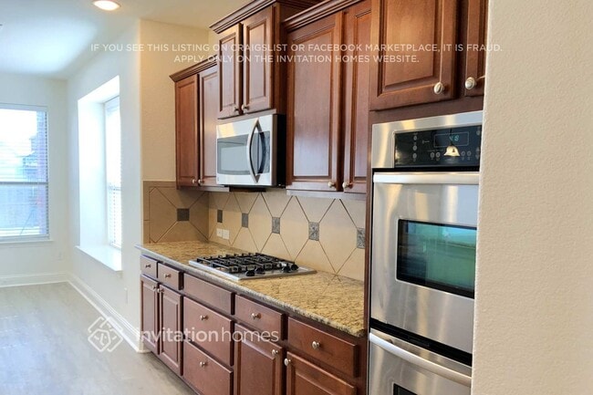 Photo - 721 W Talon Dr