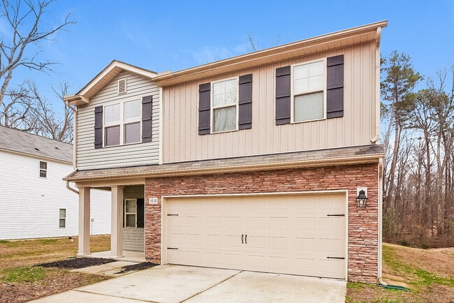 Photo - 1013 Helms Rd