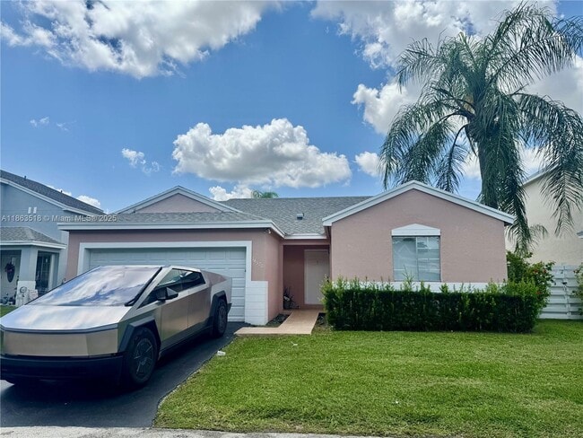 Building Photo - 14570 SW 145th Pl Rental