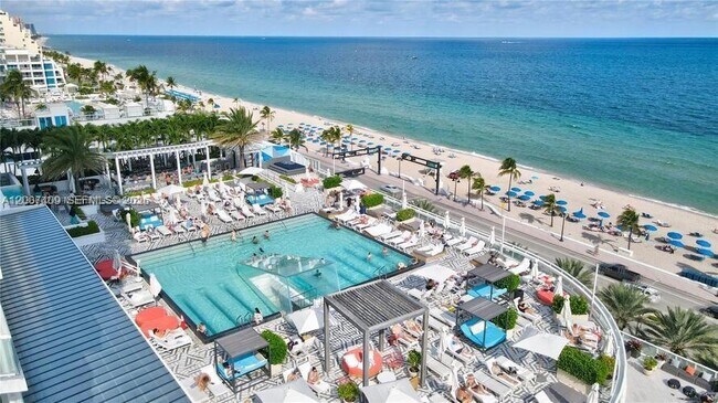 Building Photo - 3101 Bayshore Dr Unit 1701