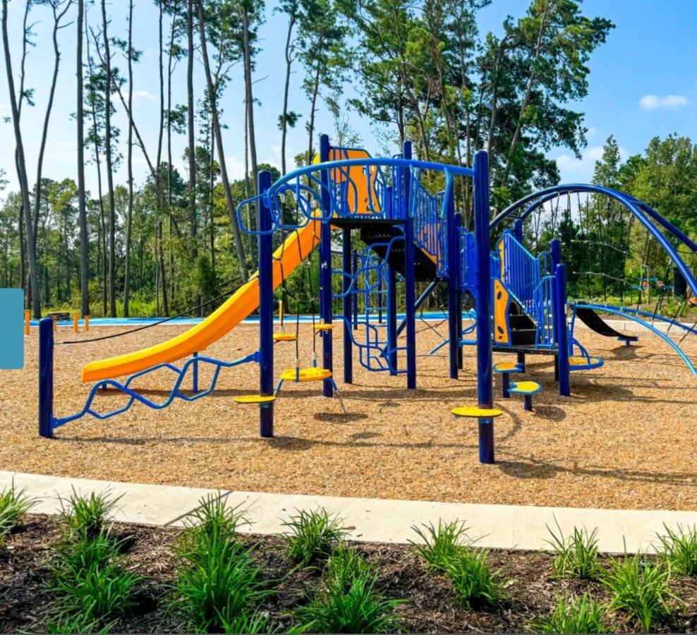 Photo - 221 Crystal Bay Ln