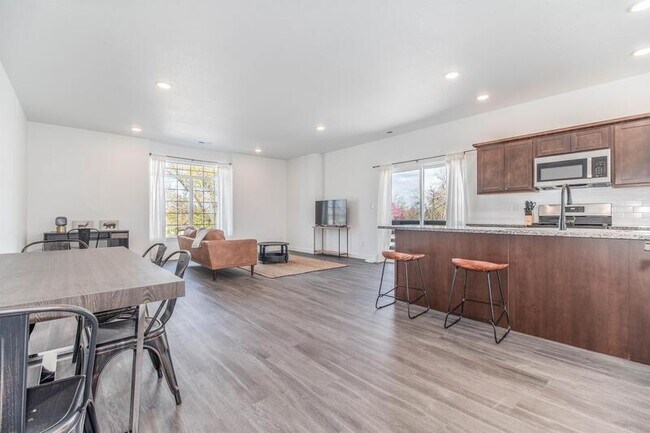 Photo - 1209 Sable Blvd