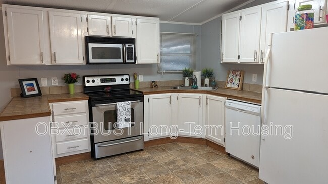 Photo - 106 Sumac Ln