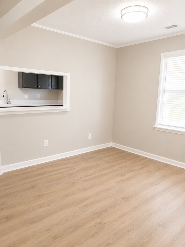 Photo - 5028 Acorn Dr