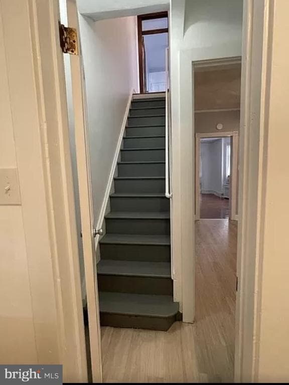 Photo - 166 Clymer St