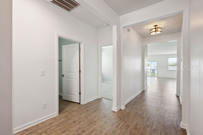 Photo - 208 Horizon Trl